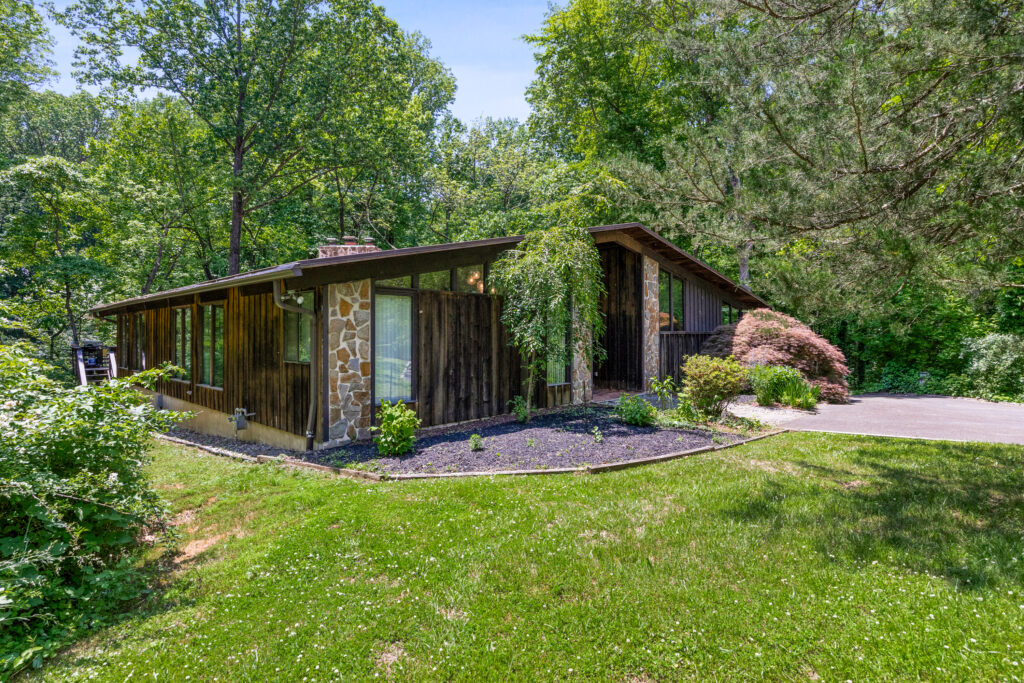 52 Springhill Rd, Mantua NJ Home For Sale