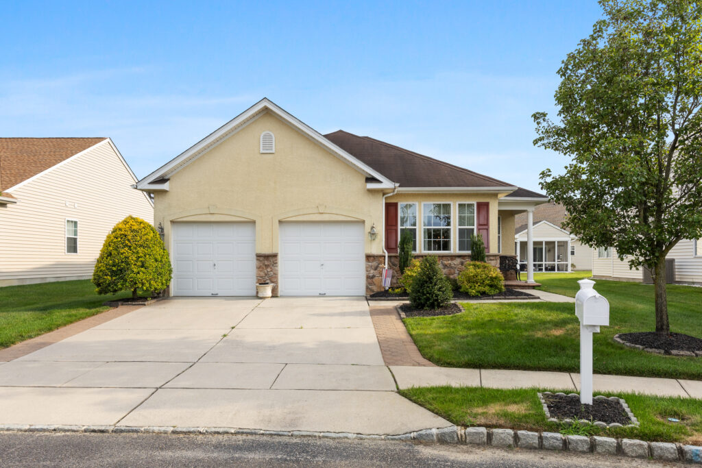 7 Copeland Ct, Sewell NJ