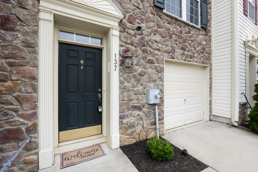 137 South Ave, Swedesboro NJ