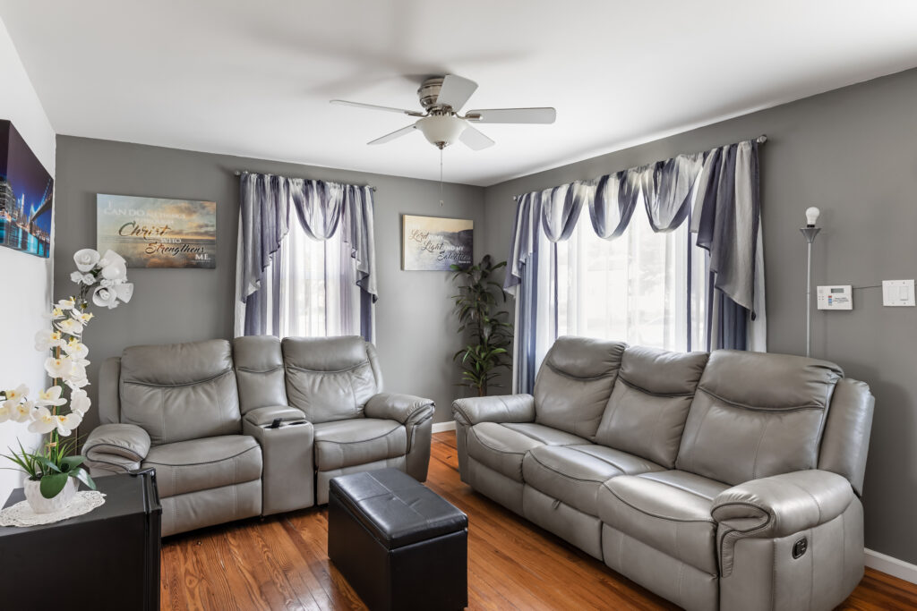417 Morton Ave, Paulsboro NJ