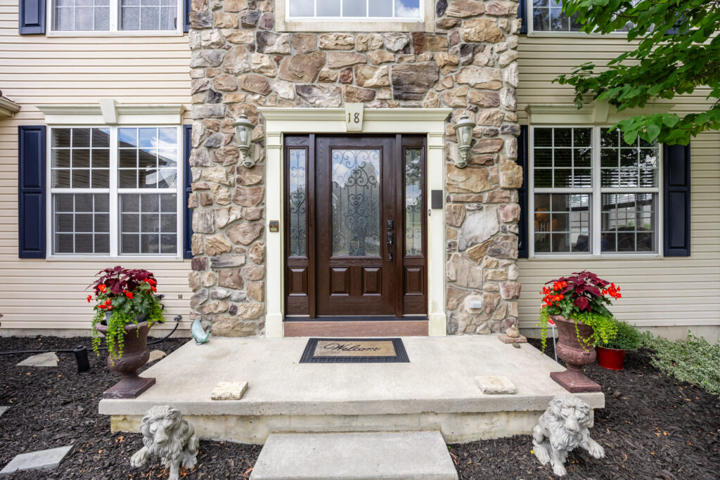 18 Ealey Ct, Glassboro NJ Home For Sale