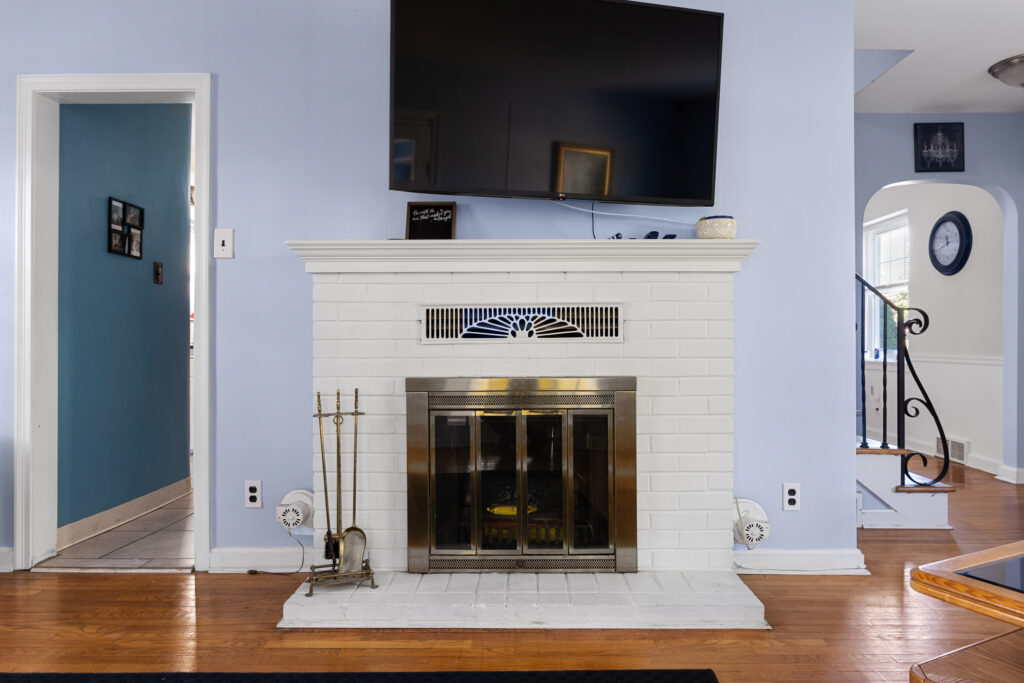 228 Center St, Sewell NJ