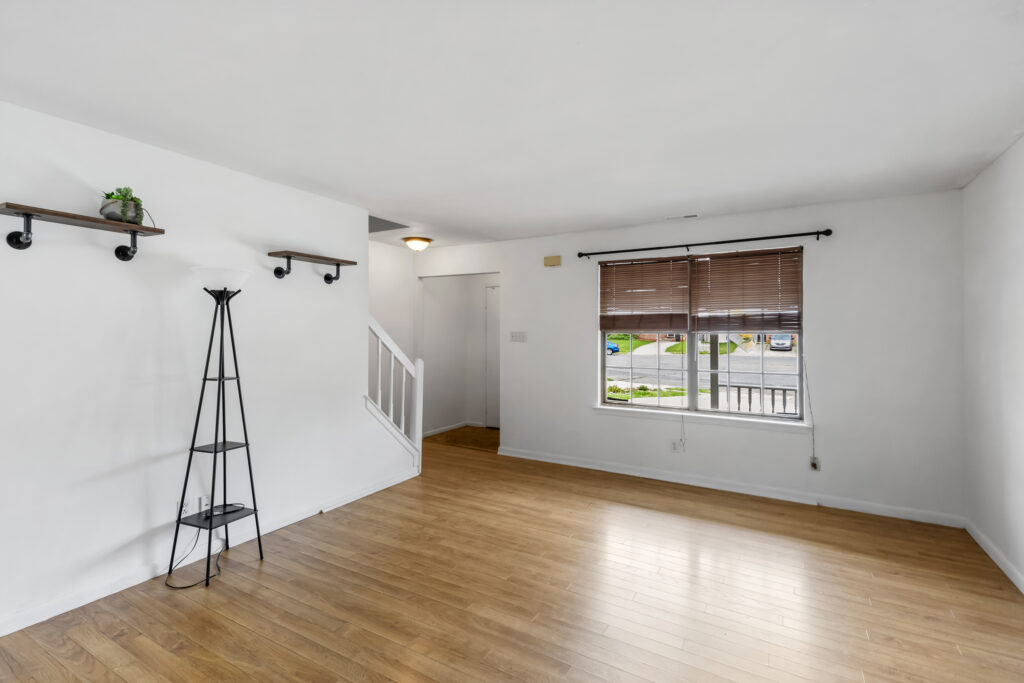 22 Phoenix Ct, Sewell NJ