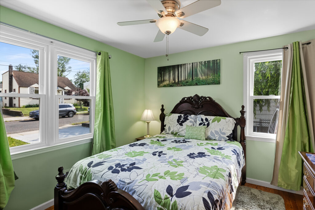 417 Morton Ave, Paulsboro NJ