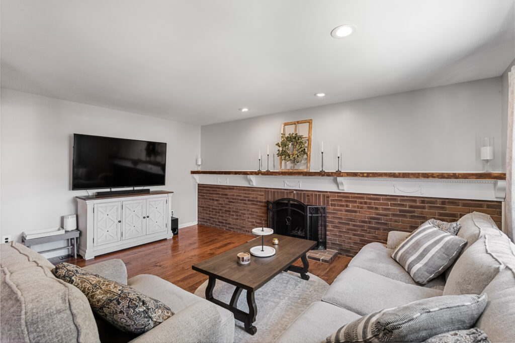127 Meadow Lane, Marlton NJ?
