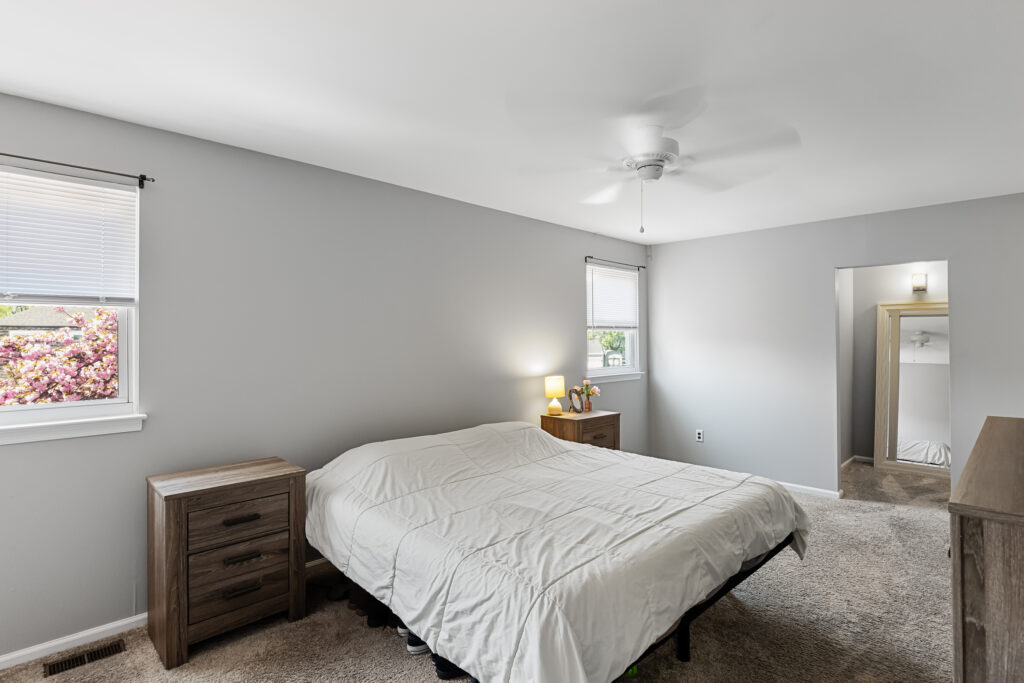 127 Meadow Lane, Marlton NJ?