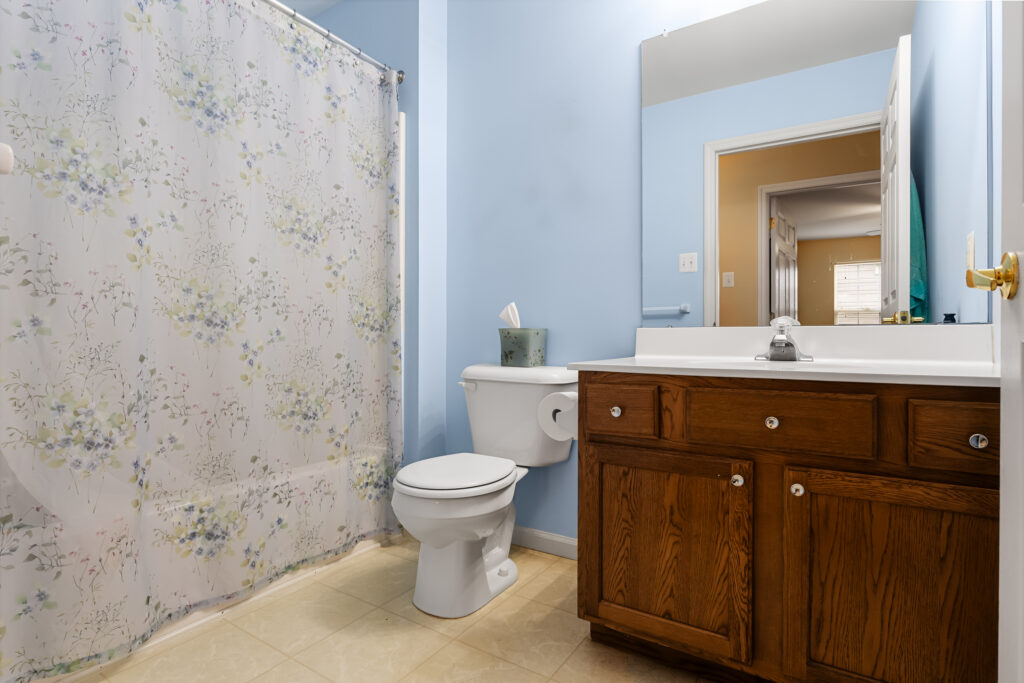 34 Silver Creek Dr, Mantua Township NJ