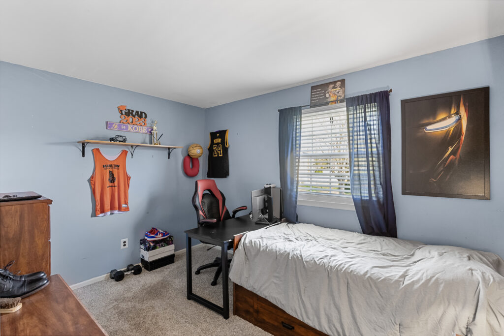 127 Meadow Lane, Marlton NJ?