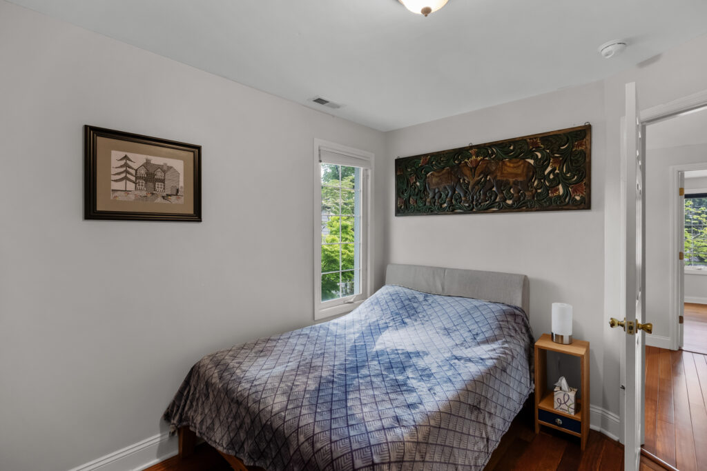 7 S Marion Ave, Wenonah, NJ