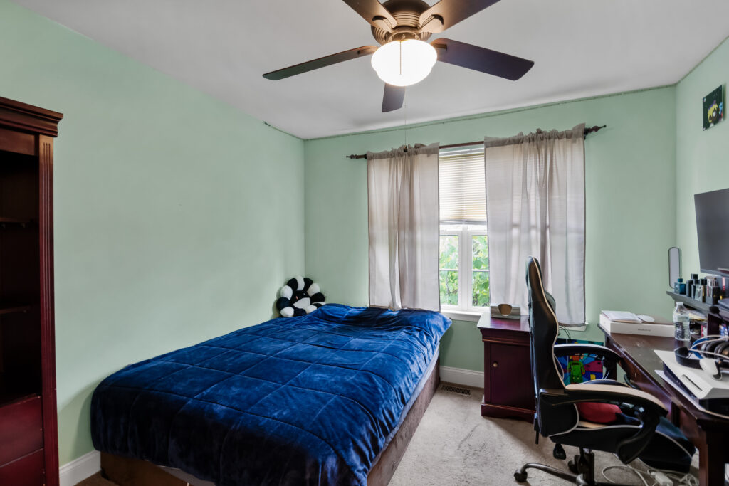 18 Ealey Ct, Glassboro NJ Home For Sale