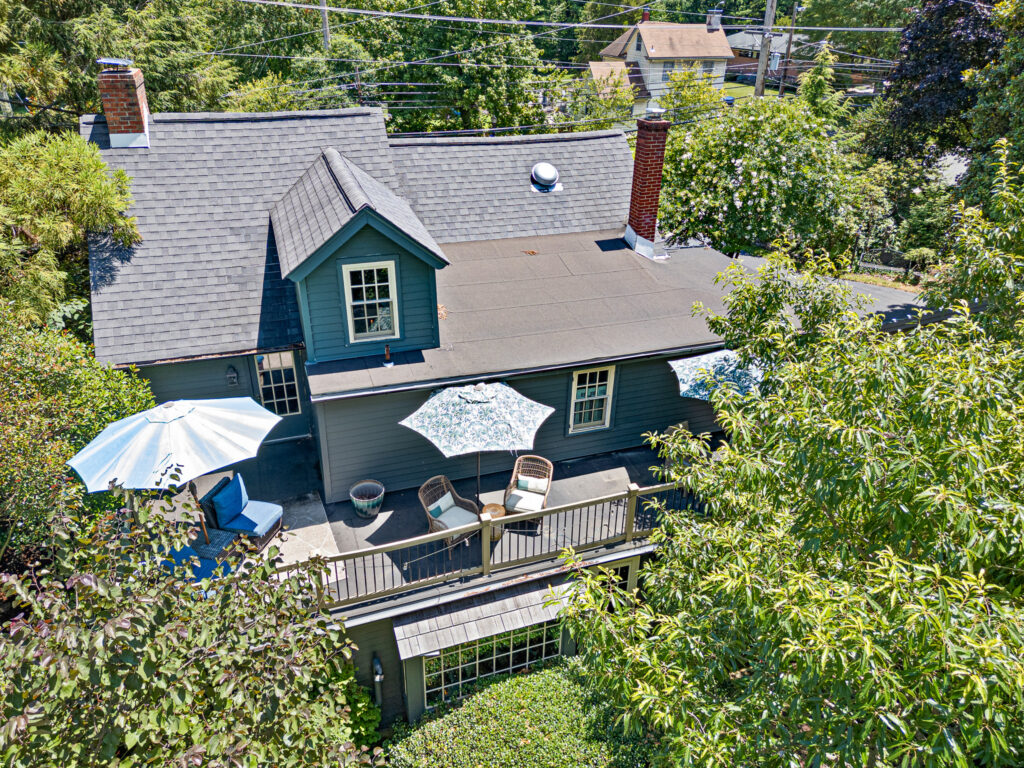 07 76 S Main St Aerial Delivered 7 1