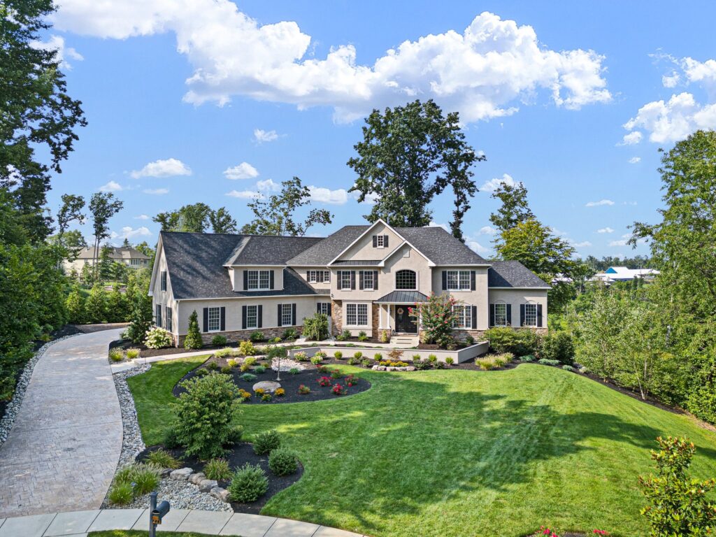 08 211 Forest Wood Rd Aerial Delivered 1