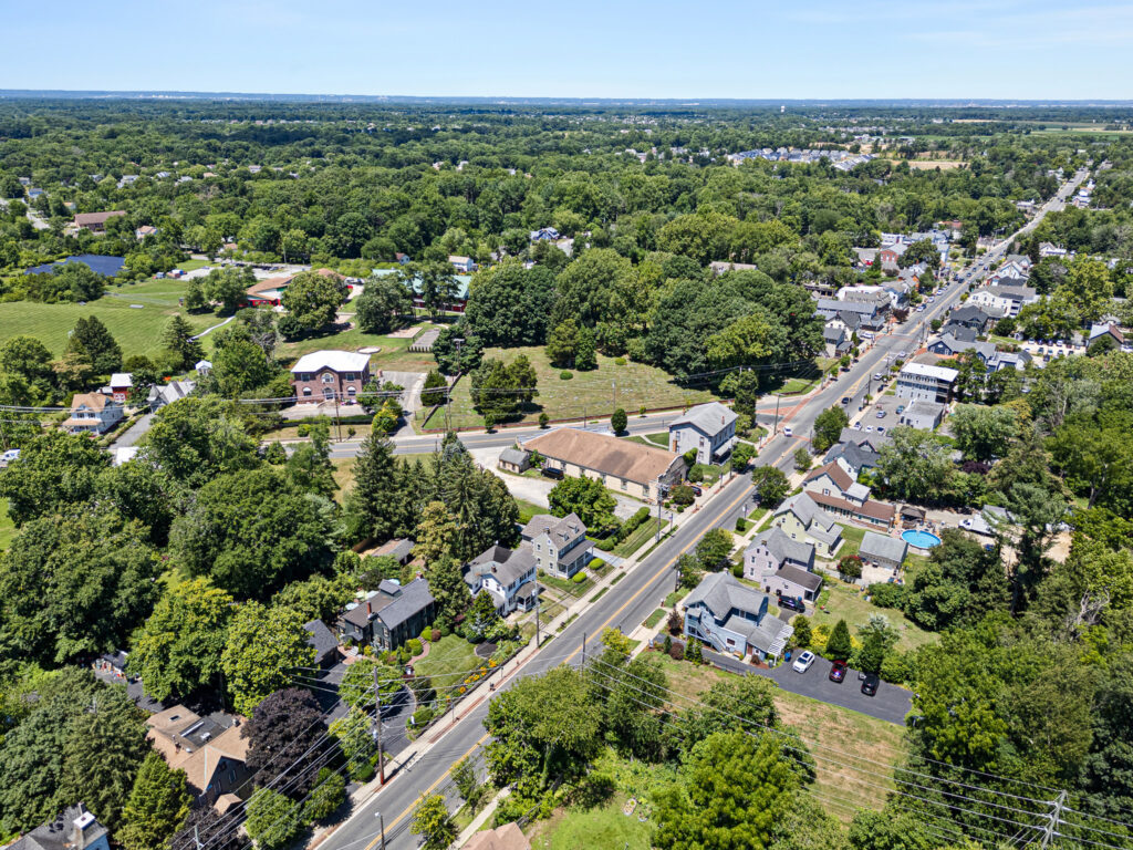 08 76 S Main St Aerial Delivered 8