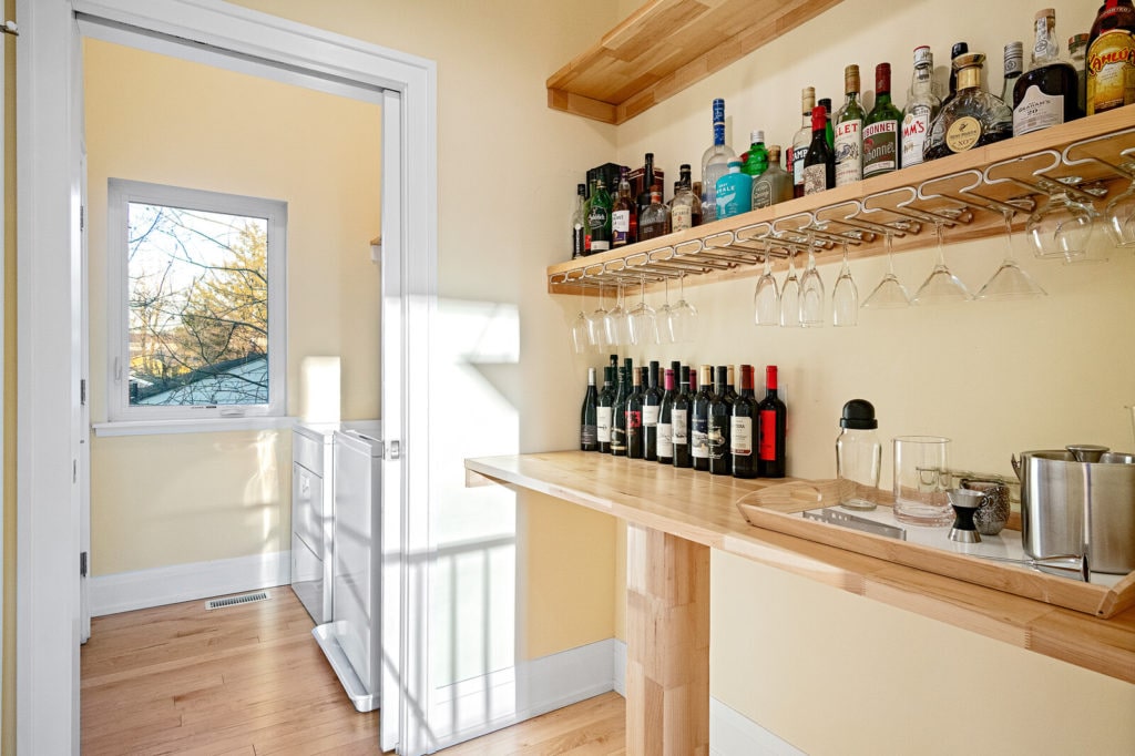 11 543 Lakeview Ave Delivered4 Mls
