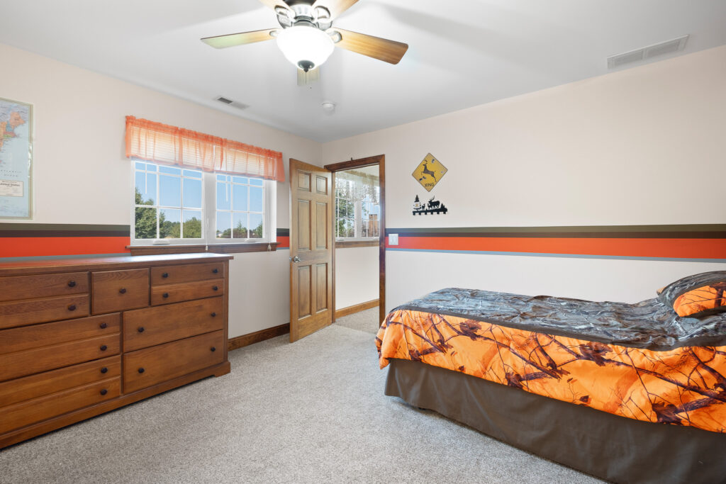 12 176 Mill Rd Delivered 2