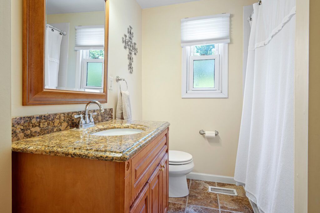 16 1513 Beverly Terr Delivered 7