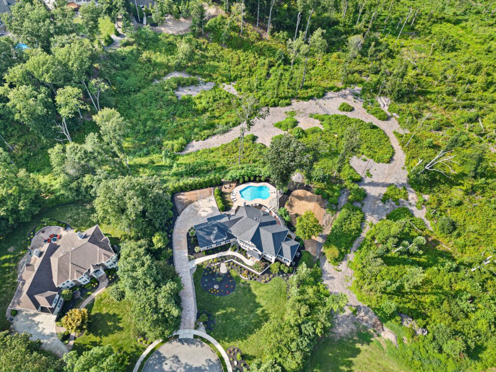 17 211 Forest Wood Rd Aerial Delivered 10