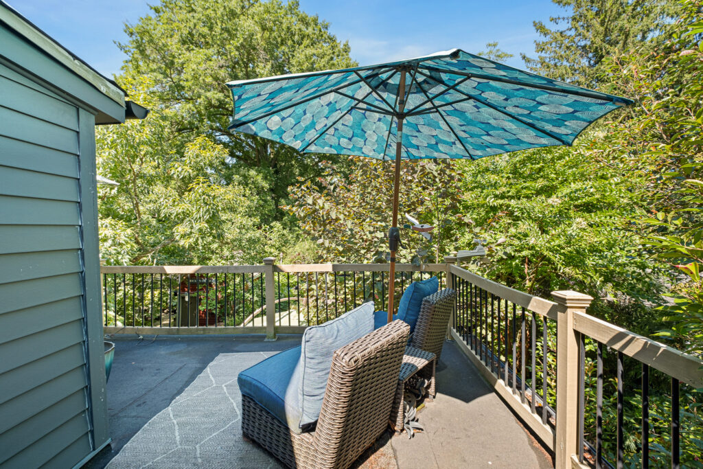 17 76 S Main St Delivered 8