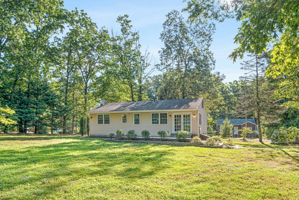 17 935 Upper Dam Dr Delivered 17