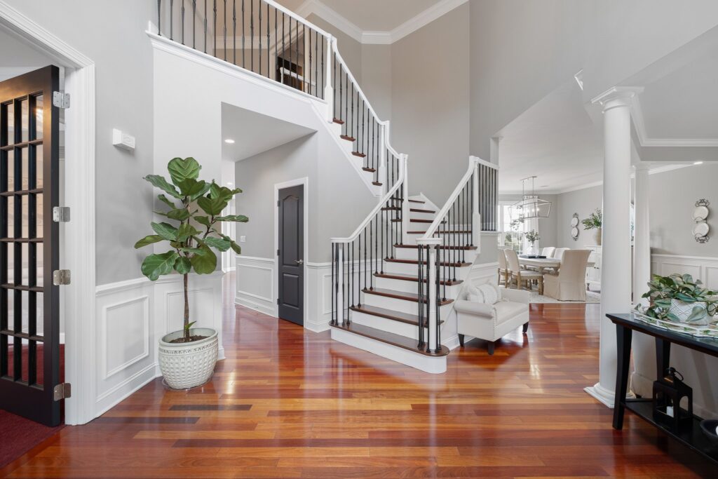 18 211 Forest Wood Rd Delivered 1 1