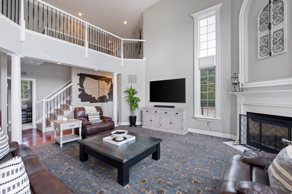 36 211 Forest Wood Rd Delivered 19