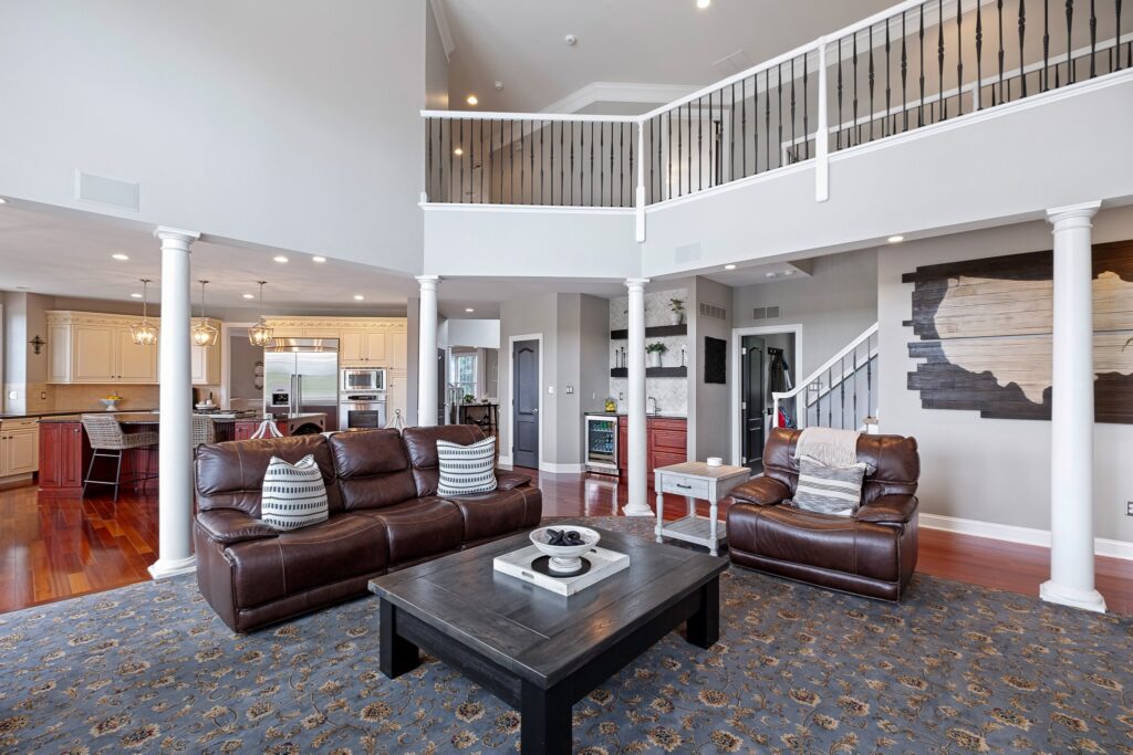 37 211 Forest Wood Rd Delivered 20