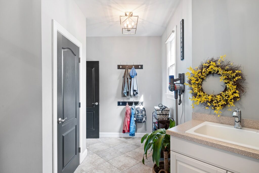 39 211 Forest Wood Rd Delivered 22