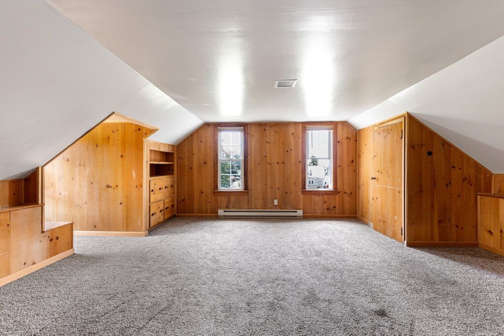40 West Ave S 3rd Floor