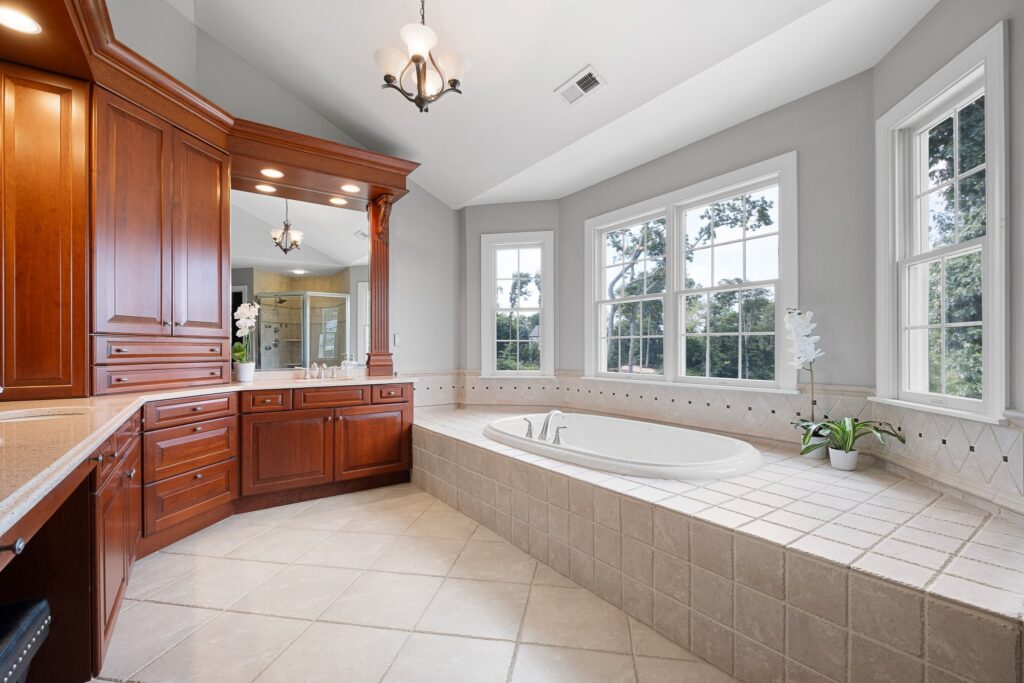 45 211 Forest Wood Rd Delivered 28