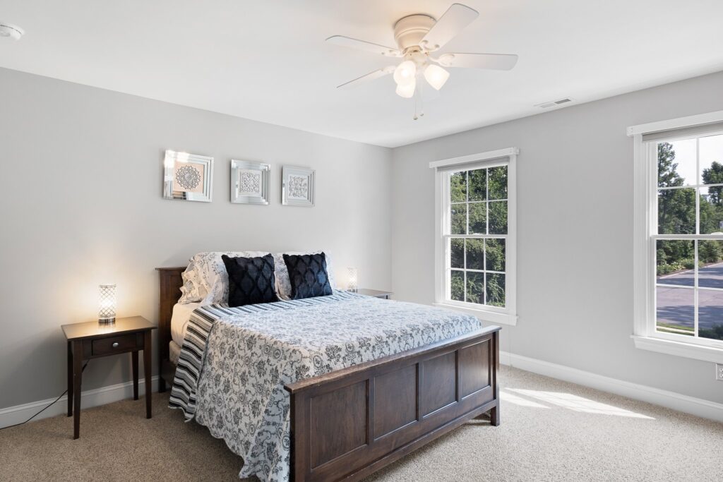 53 211 Forest Wood Rd Delivered 36