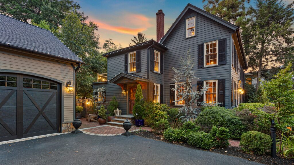 76 S Main St, Mullica Hill NJ