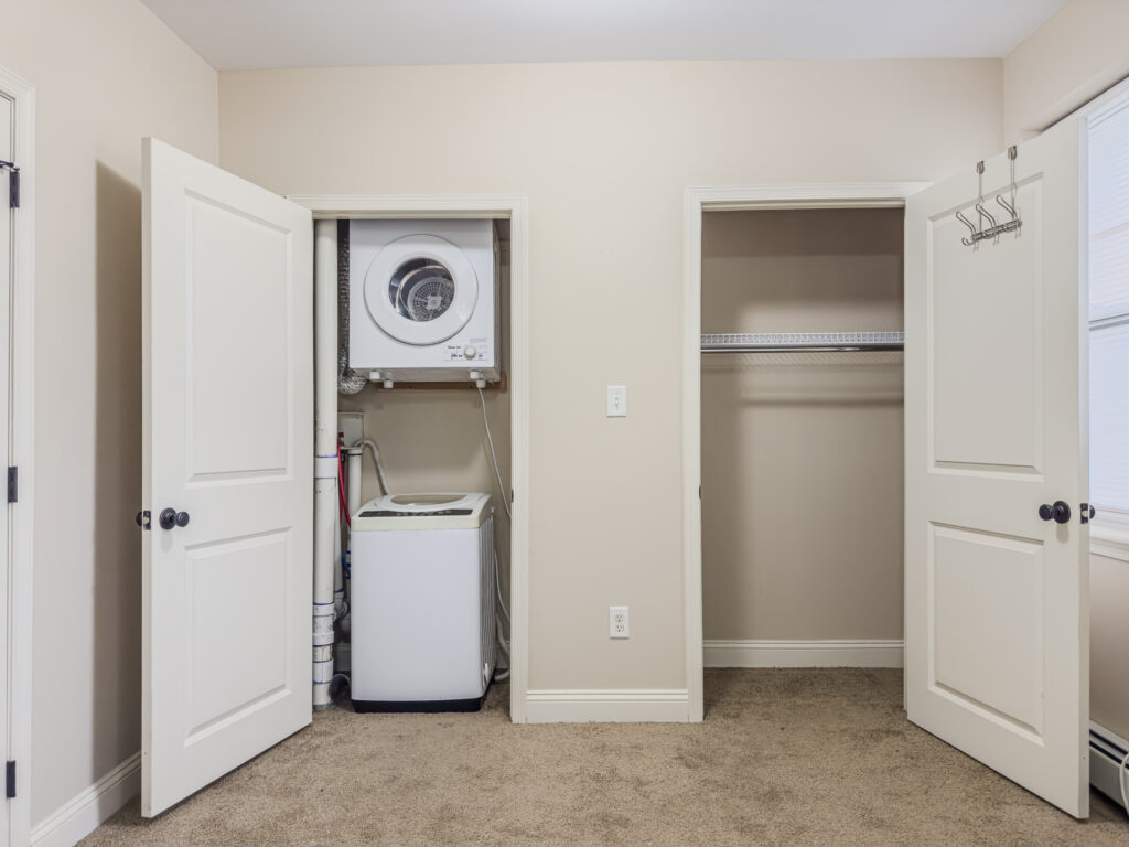 Bedroom Laundry And Closet