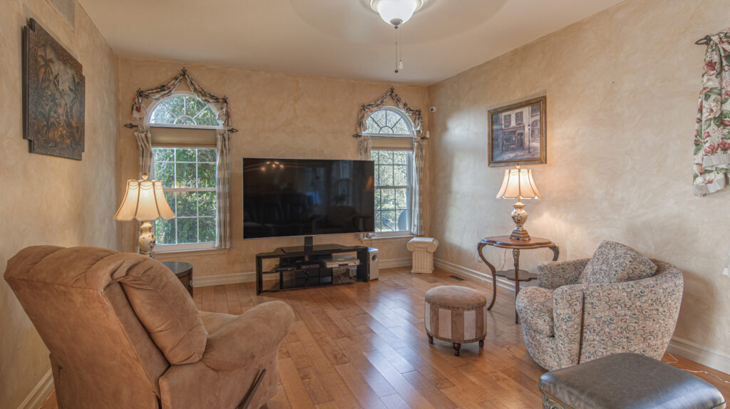 Family Room 30