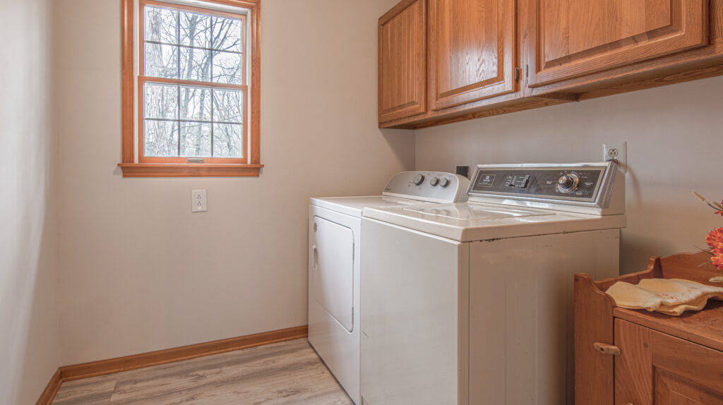 Laundry Room 15