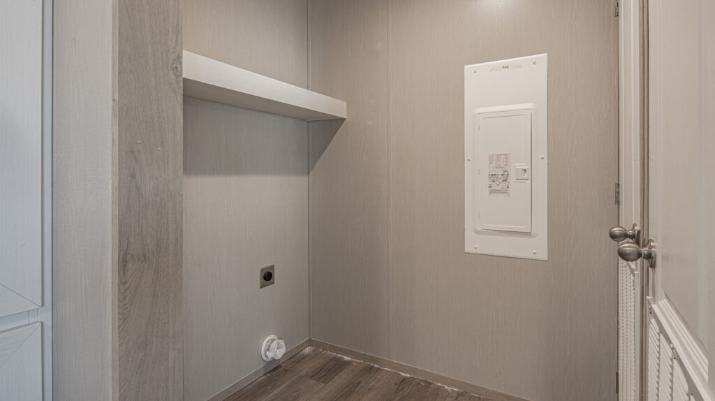 Laundry Room 20