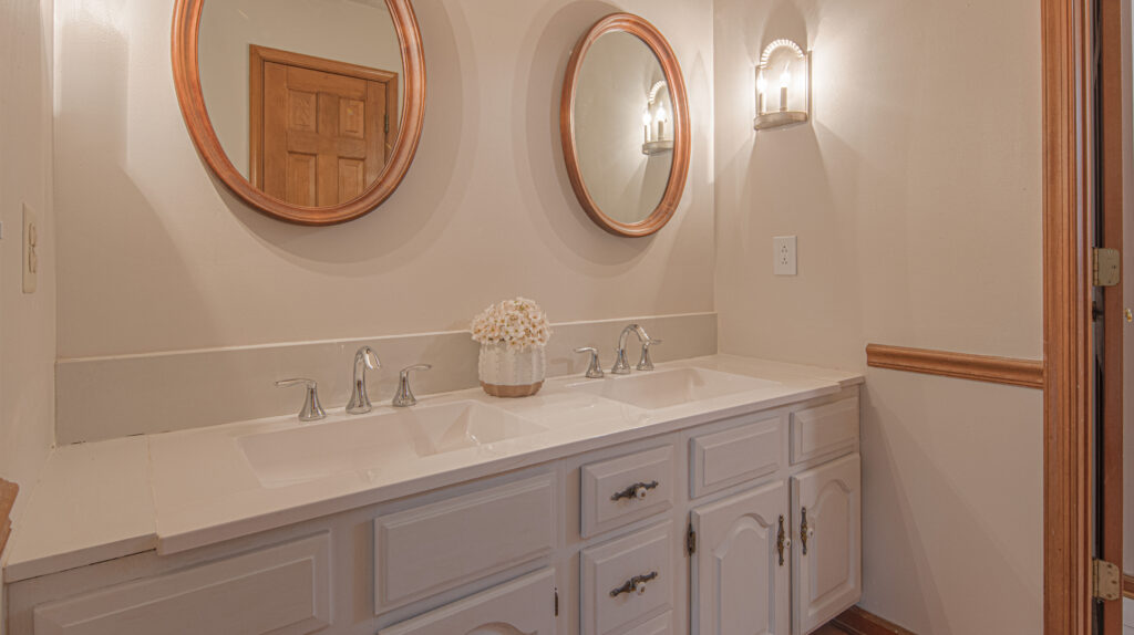Primary Bathroom 37