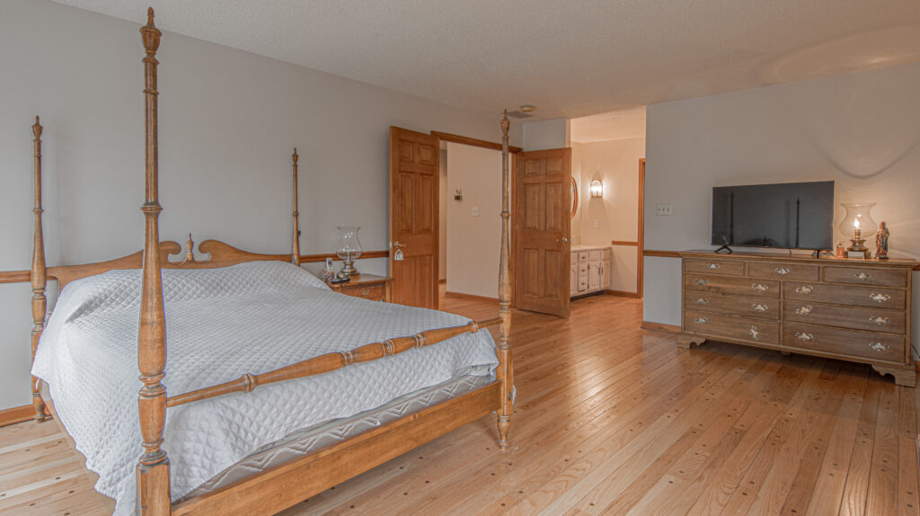 Primary Bedroom 2 27